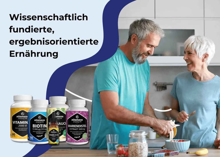 Vitamaze Markenbanner: Paar kocht gemeinsam in der Küche neben Vitamin D3, Biotin, Vitamin D3+K2 Tropfen und Mariendistel